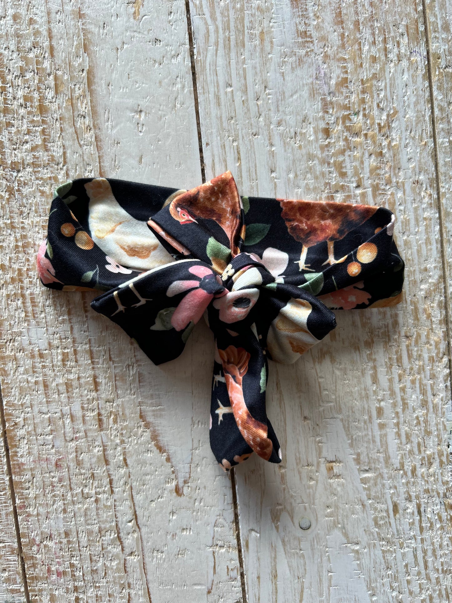 Rooster Flower Print Romper with Bow (Black)